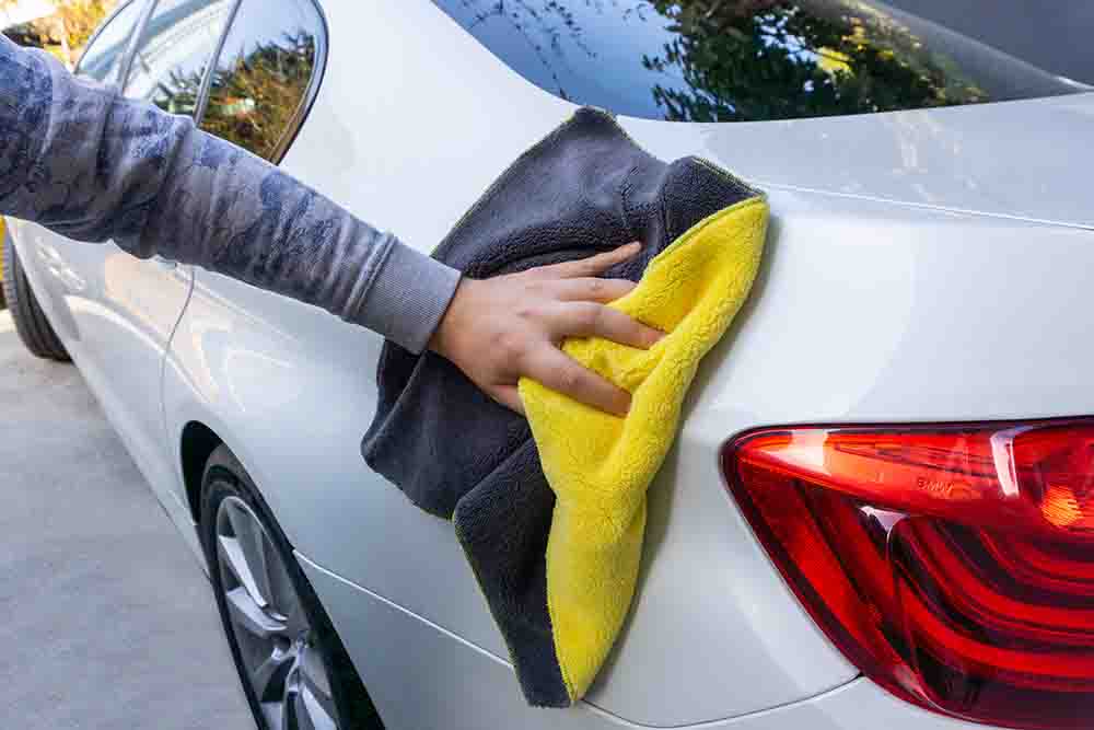 Erkekler yılbaşında çorap ve kravat yerine araç bakım ürünleri istiyor