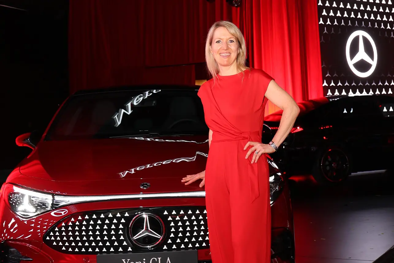 Mercedes'ten Yeni 40 Model Nadine Adam